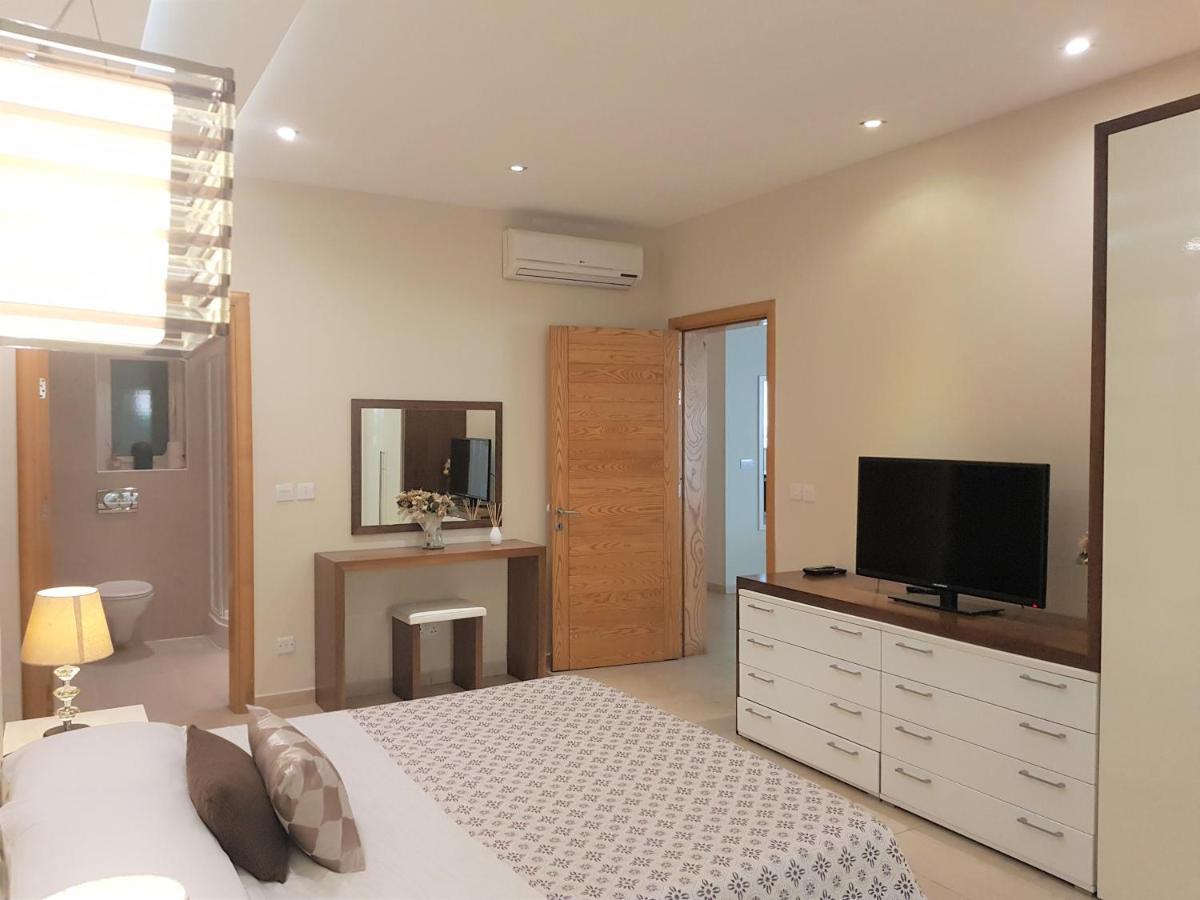 Summer Breeze Sliema Luaran gambar